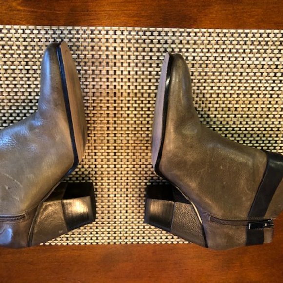 Dolce & Vita Green and Black Ankle Boots size 8 - Picture 2 of 5